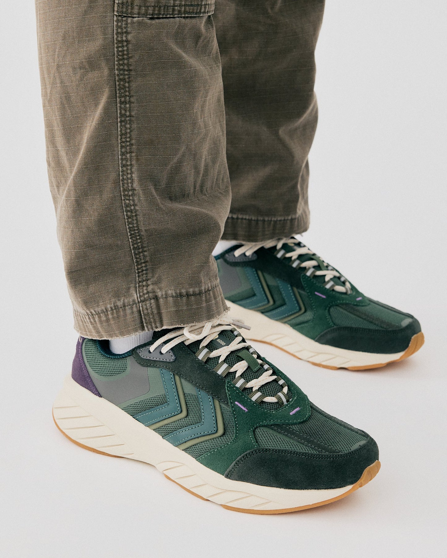 Hummel Reach LX 6000 x Shoe Chapter "Core Principles" - Dark Green