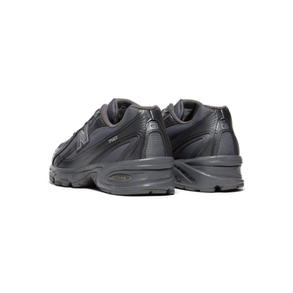 New Balance 740 (Castlerock)