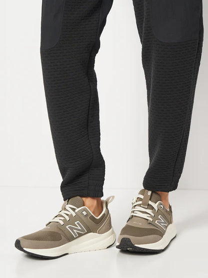 Men's Wide Fit New Balance Dynasoft UA900DC2 Running Trainers