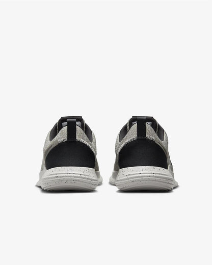 Men's Wide Fit Nike DV0744-001 Flex Experience Run 12 Running Trainers