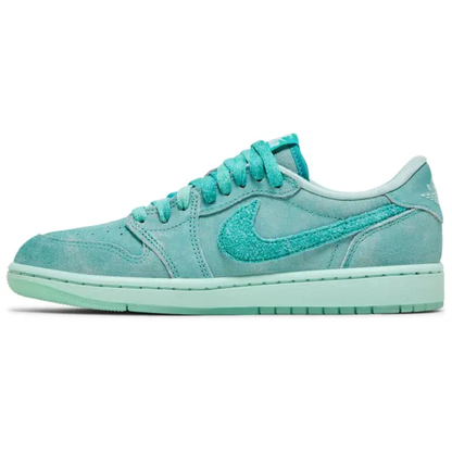 Jordan Women's Teal Air Jordan 1 Retro Low OG, HQ8111 300