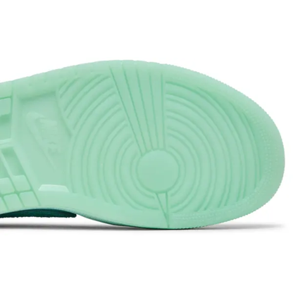 Jordan Women's Teal Air Jordan 1 Retro Low OG, HQ8111 300