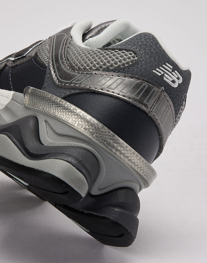 New Balance 9060 Grade-School
