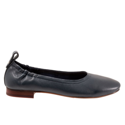 Trotters Gia T2252-400 Womens Blue Leather Slip On Ballet Flats Shoes