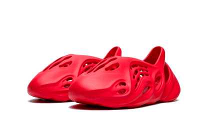 Yeezy Foam RNNR Vermillion