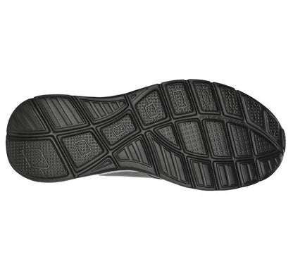 Men's Wide Fit Skechers 232515 Equalizer 5.0 Persistable Walking Trainers
