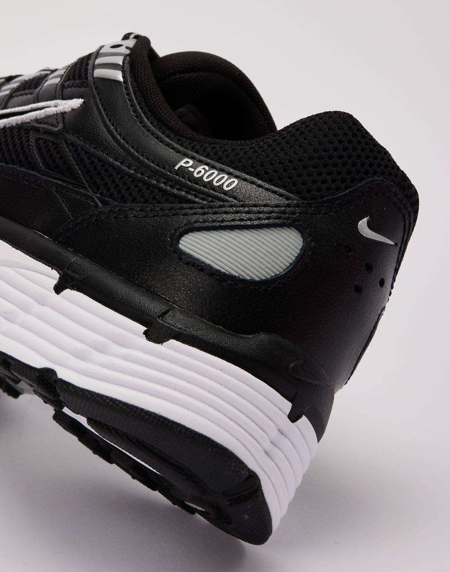 Nike P-6000