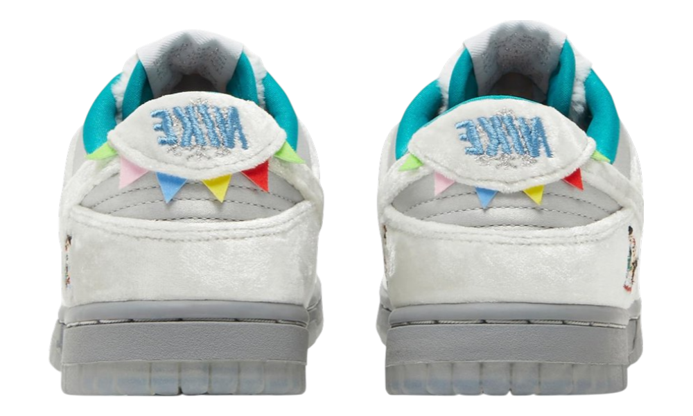 Nike Dunk Low "Ice"