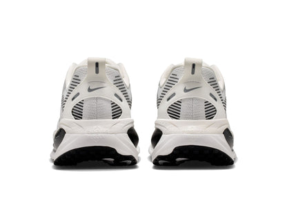 Nike Vomero 18